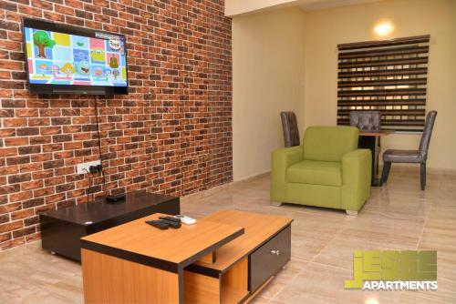Lovely 3bedroom Serviced Apartment With Free Parking
