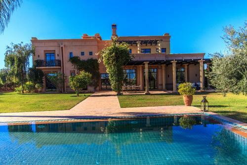 Villa 69 Samanah Golf Country Club