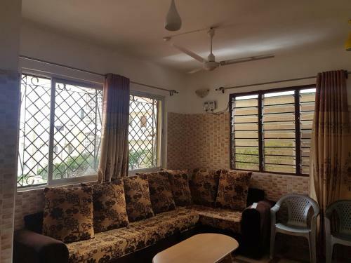 Hostal Golden Guest House- Miritini