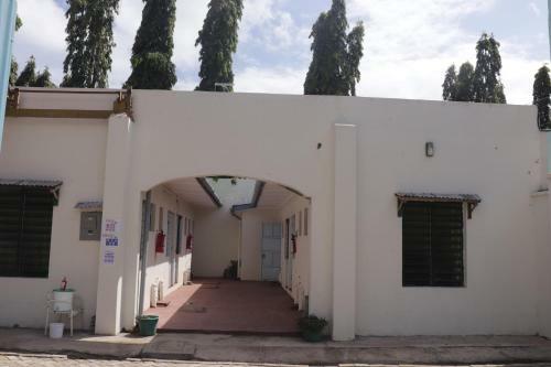 Hotel Cs Guest House And Apartment