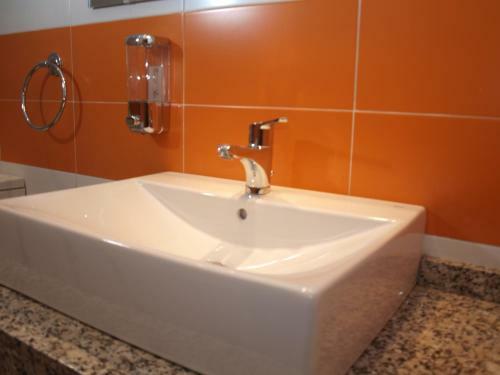 Bed & Breakfast Hostal La Ribera Del J�car