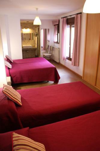 Bed & Breakfast Hostal La Ribera Del J�car