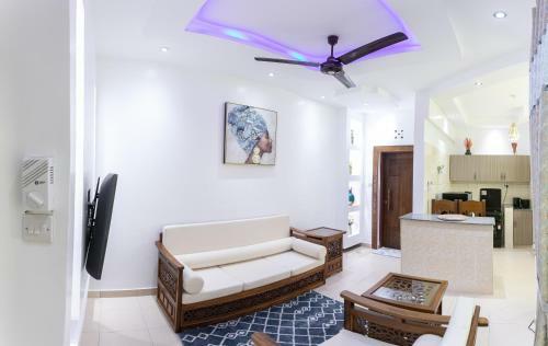 Apartamento Angaza House