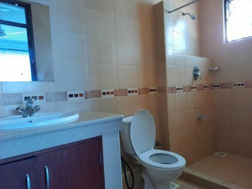 Stay.plus Queen's Royal Apartments Nyali