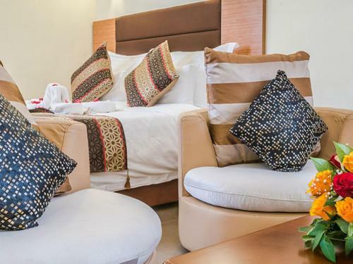 Hostal Room In Bb - Prideinn Mombasa City 7