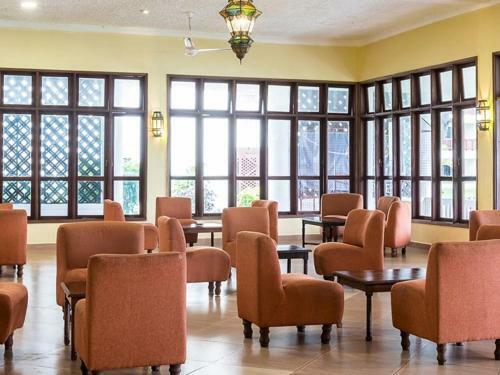 Hostal Room In Bb - Prideinn Flamingo Beach Resort Spa