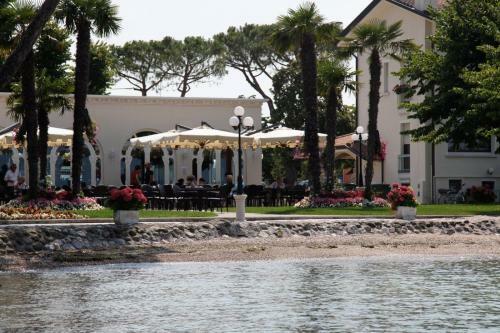 Hotel Lugana Parco Al Lago