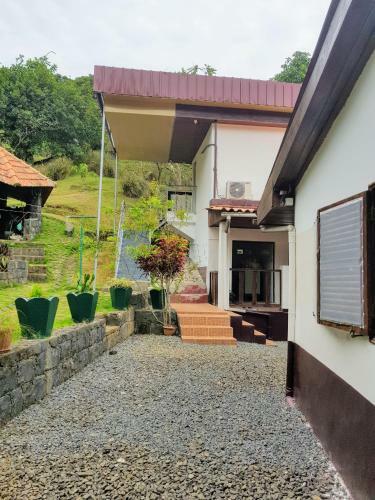 Hostal Mini-quinta Guesthouse