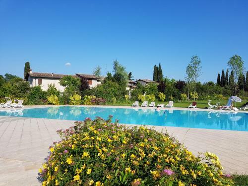 Luxury Apartments Beauty Gardens