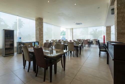 Hotel Lodge By Eagles