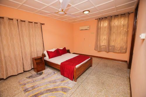 Airport Ridge Villa