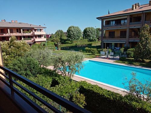 Sunflower Apartment - Trilocale Con Piscina, Terrazza E Wifi