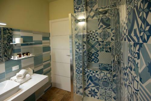 Sirmio Apartments - Narnia Stay