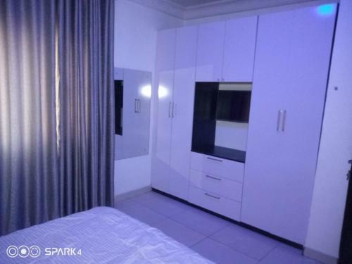 Apartamento Derin Court Onireke Gra