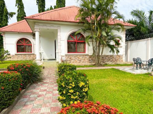 2-bedroom Bungalow In Serene Estate