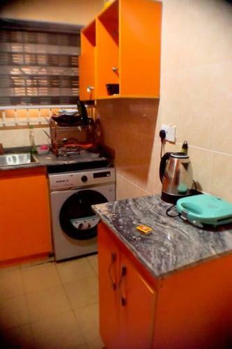 Home Away From Home 3 Bedroom Apartment. Ibadan
