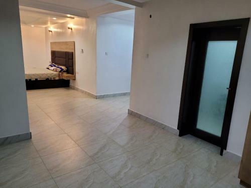 Tts' - The Thompsons' Luxury Hill Top Apartments