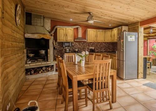 Bed & Breakfast Les Baroudeurs Hostel