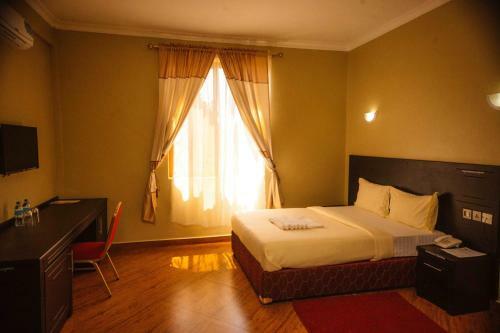 Panone Hotel Boma