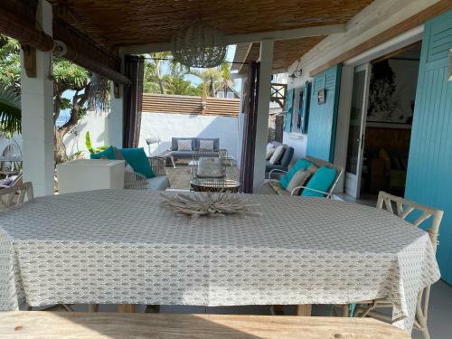 Villa 'corail Bleu' Les Pieds Dans L'eau