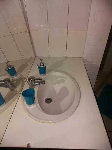 Apartamento � Djolof Alydjandjaro