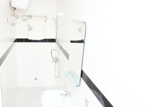 Hostal Italian Guest House