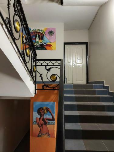 Hotel Royal Blue Guest House & Bar