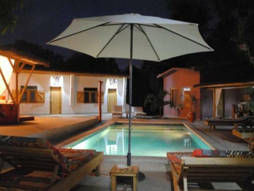 Bed & Breakfast B & B Teranga Warang