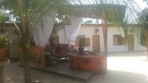 Bed & Breakfast B & B Teranga Warang