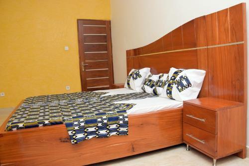 Magnifique Villa Climatis�e Avec Piscine � Warang