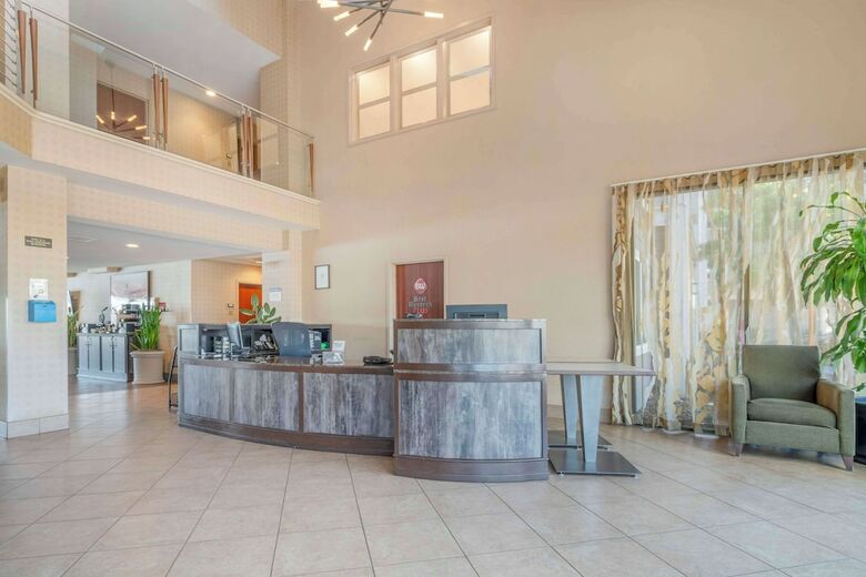 Best Western Plus Bayside Hotel