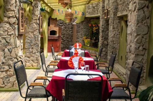 Bed & Breakfast Parachichi House Bnb