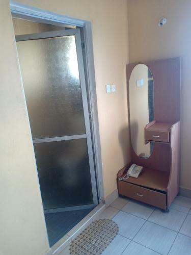 Maweni Sea Breeze Hotel & Apartments