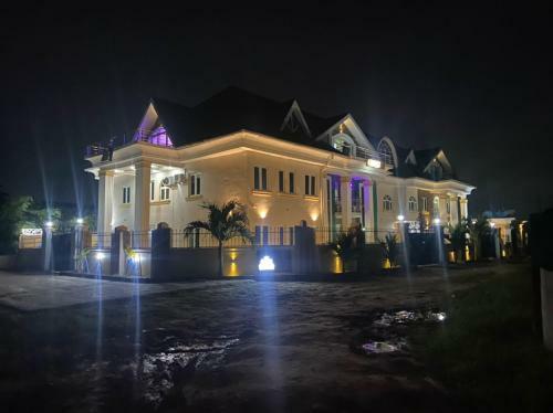 Keqs Hotel