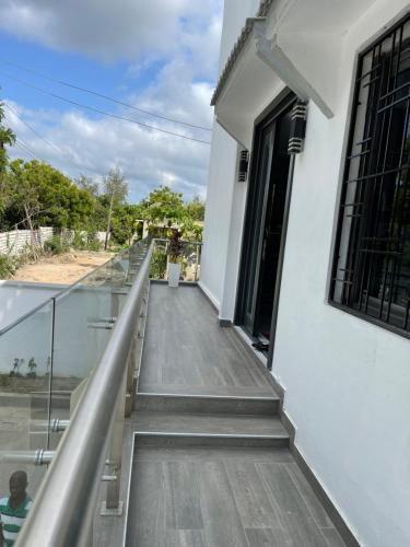 Modern 5-bedroom Villa With Pool, (a Kids Heaven).