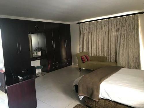 Amani Luxury Airbnb Near The Beach