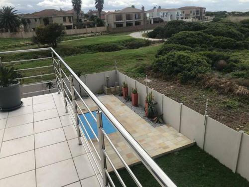 Amani Luxury Airbnb Near The Beach