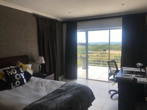 Amani Luxury Airbnb Near The Beach