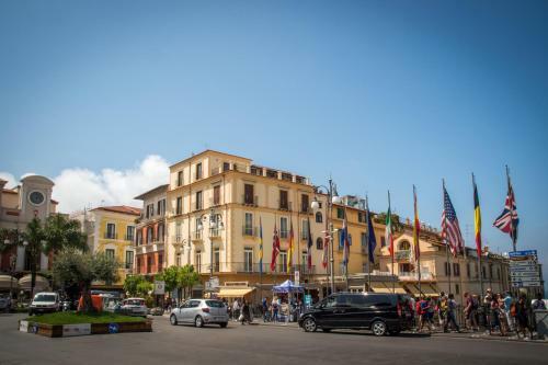 Apartamento "maison De Charme In Tasso Square"