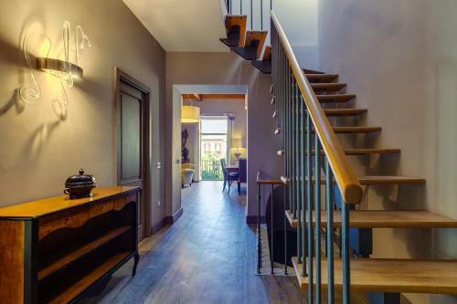 Apartamento "maison De Charme In Tasso Square"