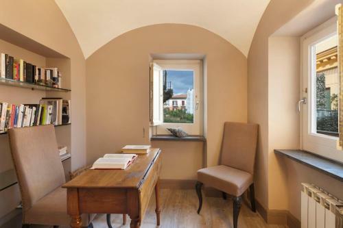 Apartamento "maison De Charme In Tasso Square"
