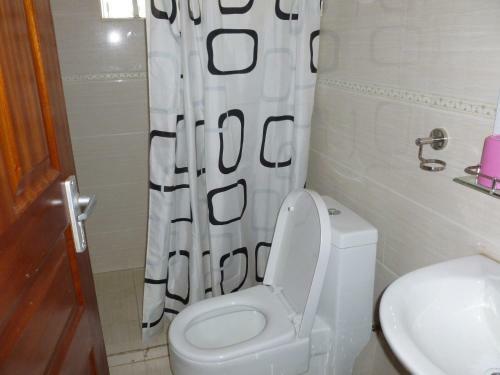 Cozy 3 Bedroom All Ensuite Apartment