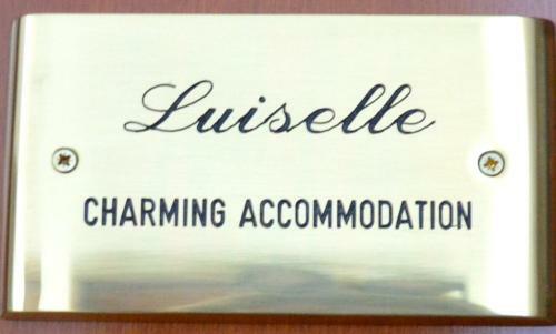 Hostal Luiselle Charming Accommodation Sorrento City Center