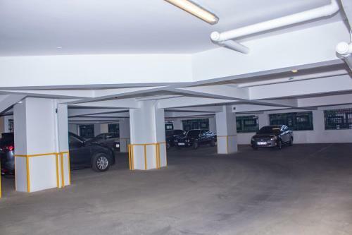Kasty T Apartments- W Place