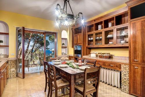 Apartamento El Royale Suites Sorrento