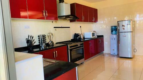 Aday - Lovington - Melody Garden 3 Bedroom Apartment