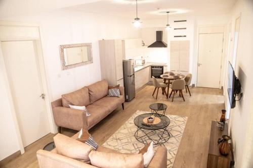 Luxury 2 Bedroom Serviced Apartment With Pool.