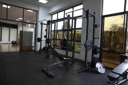 Luxury 2 Bedroom Serviced Apartment With Pool.