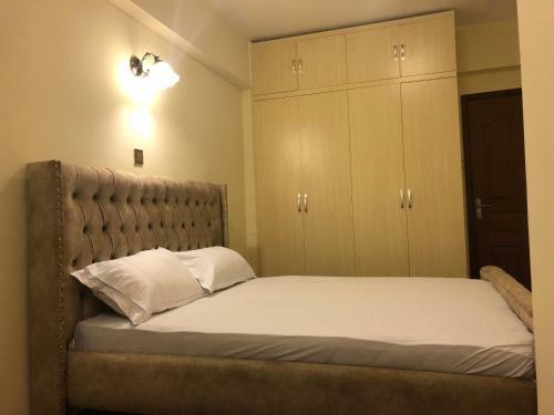 Apartamento Aruba Place Dennis Prit Kilimani