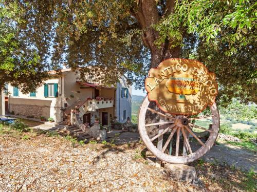 Quaint Apartment In Stroncone With Garden